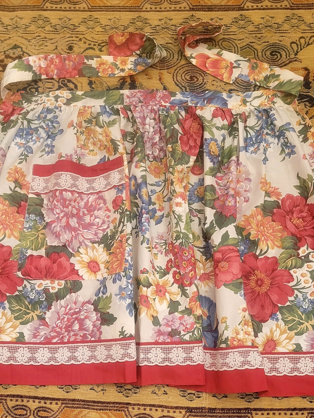Vintage Floral Half Apron with Lace Trim - Red, Pink & Multicolor